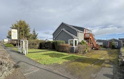 1017 E Front Street, Port Angeles, WA 98362