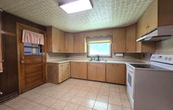 507 S CHURCH Street, Albany, IL 61230