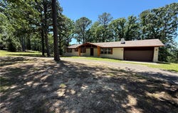 1725 Quail Hollow Road, Dover, AR 72837