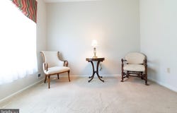 89 LANTERN LANE, COLUMBUS, NJ 08022