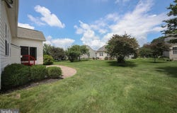 25 APPLEGATE DRIVE, FLORENCE, NJ 08518