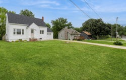 325 Pennsylvania Street, Carlisle, IA 50047