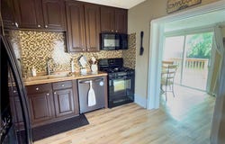 220 E 327th Street, Willowick, OH 44095