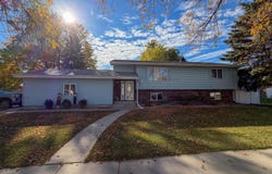 280 20TH St SE, Huron, SD 57350