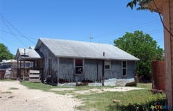 730 Chihuahua Street, Lockhart, TX 78644