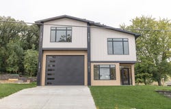 16553 255th Ave., Spirit Lake, IA 51360