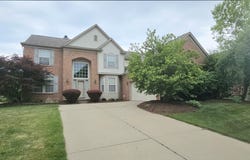 8272 Blue Jay Drive, Ypsilanti, MI 48197
