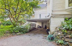 1242 C Avenue E, Oskaloosa, IA 52577