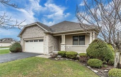 2 Lakeside Circle, Elma, NY 14059
