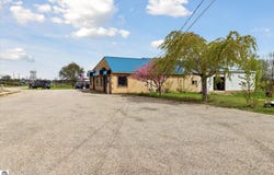 3159 Monroe Road, Alma, MI 48801-2276