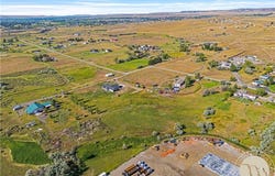 4 Billabong Dr, Billings, MT 59106