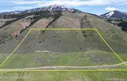 53 Acres CTY RD 174, Smoot, WY 83126