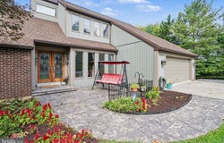 2134 SYCAMORE Drive, HARRISBURG, PA 17112