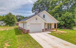 153 Irwin st, Cedartown, GA 30125