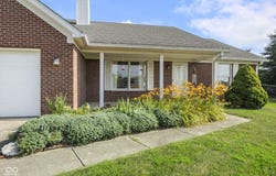 1016 W Creek Ridge Drive, Fountaintown, IN 46130