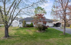 64 Avenue I, Monroe, NJ 08831