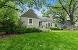 2829 Zarthan Avenue S, Saint Louis Park, MN 55416
