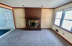 8320 WILLOW WAY, RAYTOWN, MO 64138