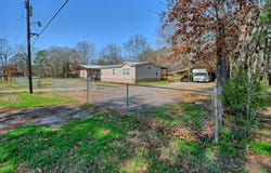 301 Lillian Street, Hemphill, TX 75948