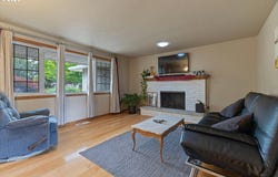 6135 SW CROSS CREEK Dr, Beaverton, OR 97078