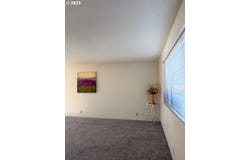 1947 W 17TH AVE, Eugene, OR 97402