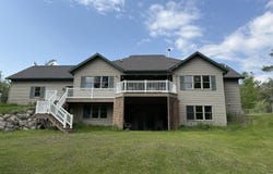 1058 Marlas Way, Cheboygan, MI 49721