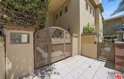 1043 11th St, Santa Monica, CA 90403