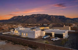 11704 Anaheim Avenue NE, Albuquerque, NM 87122