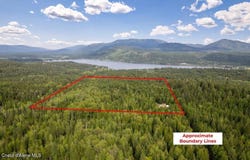 1427 Roop Rd, Cocolalla, ID 83813
