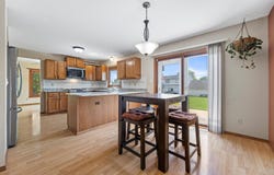 7258 Countryside Ct, Franklin, WI 53132