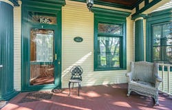 1616 E 1st St, Duluth, MN 55812