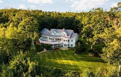 731 W HATHAWAY, HARBOR SPRINGS, MI 49740