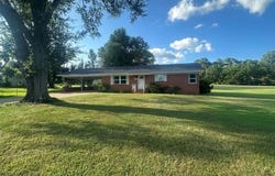577 Hwy 84 E, Mt Enterprise, TX 75681