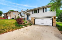 919 Squire Ln, West Bend, WI 53090