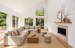 30 Huckleberry Lane, East Hampton, NY 11937
