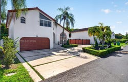 6705 SW 103rd Ct, Miami, FL 33173