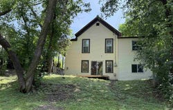 862 E GRAND AVENUE, Eau Claire, WI 54701