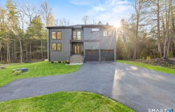 77 Paxton Court, Goshen, CT 06756
