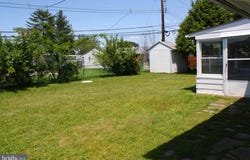 61 SHEPHERD LANE, LEVITTOWN, PA 19055