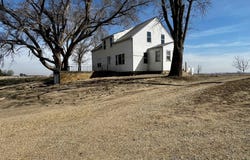 33332 480 Ave, Jefferson, SD 57038
