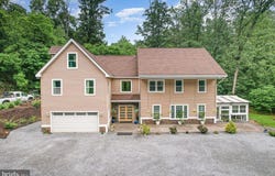 3789 SPRING ROAD, CARLISLE, PA 17013