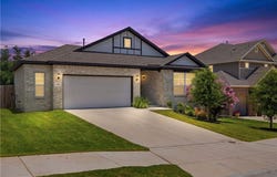 333 Glenwood Ranch, Cibolo, TX 78108