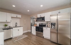 301 S Lyman Street, Wadsworth, OH 44281