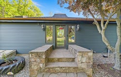 2436 WARM SPRINGS ROAD, SHENANDOAH JUNCTION, WV 25442