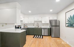 122 N Washington, Moscow, ID 83843