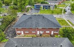 1921 Oxford Circle, Lexington, KY 40504