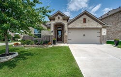 1364 Lake Grove Drive, Little Elm, TX 75068