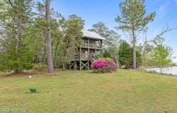 388 Matthews Road, Bayboro, NC 28515