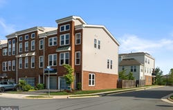 42265 HAMPTON WOODS TERRACE, BRAMBLETON, VA 20148