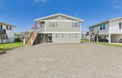 117 Salisbury Street, Holden Beach, NC 28462